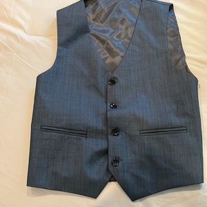 3 piece Italian suit worn only for a pic new grey